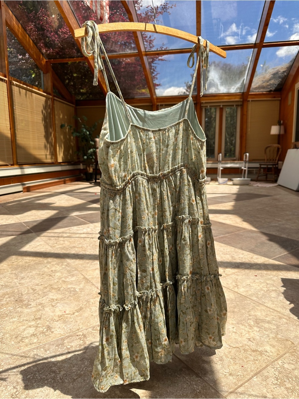 Green Floral Tiered Sundress - Picture 2 of 4